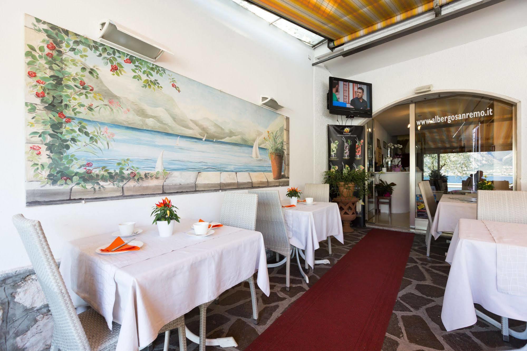 Albergo San Remo Malcesine Exterior photo